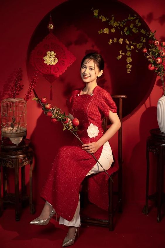 20 Mẫu trang trí cho quán cafe Tết xuân Ất Tỵ 2025 đẹp, nổi bật và thu hút 14 Mẫu trang trí quán cafe ngày Tết