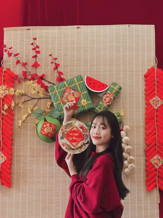 20 Mẫu trang trí cho quán cafe Tết xuân Ất Tỵ 2025 đẹp, nổi bật và thu hút 8 Mẫu trang trí quán cafe ngày Tết