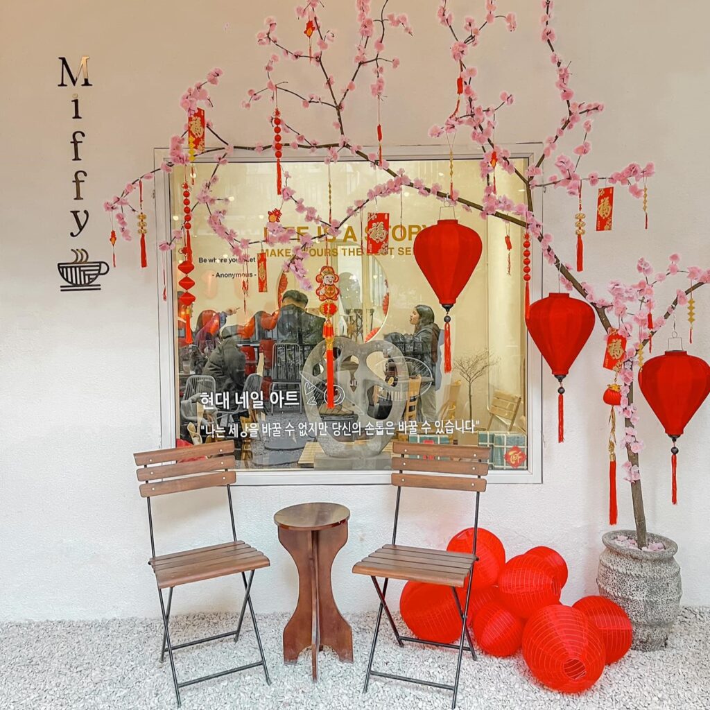 Top 5 phong cách thiết kế quán cafe thu hút khách Tết 2025 4 phong cách thiết kế quán cafe thu hút khách Tết