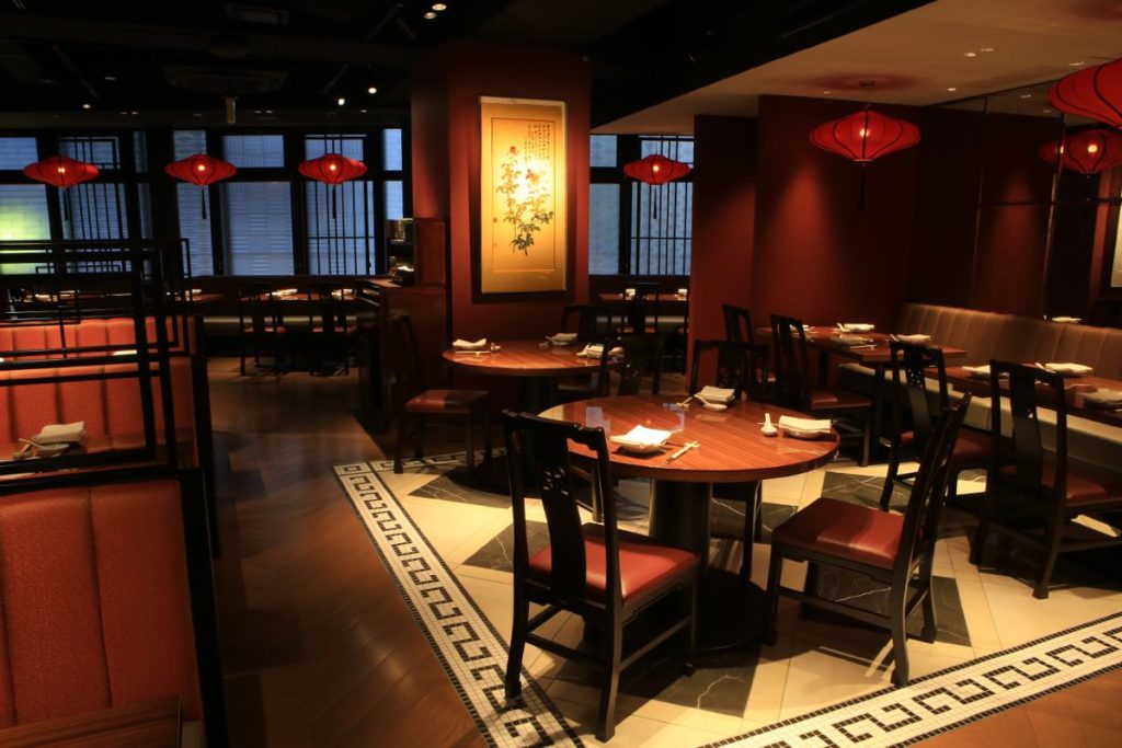 Thiết kế nhà hàng gia rẻ 