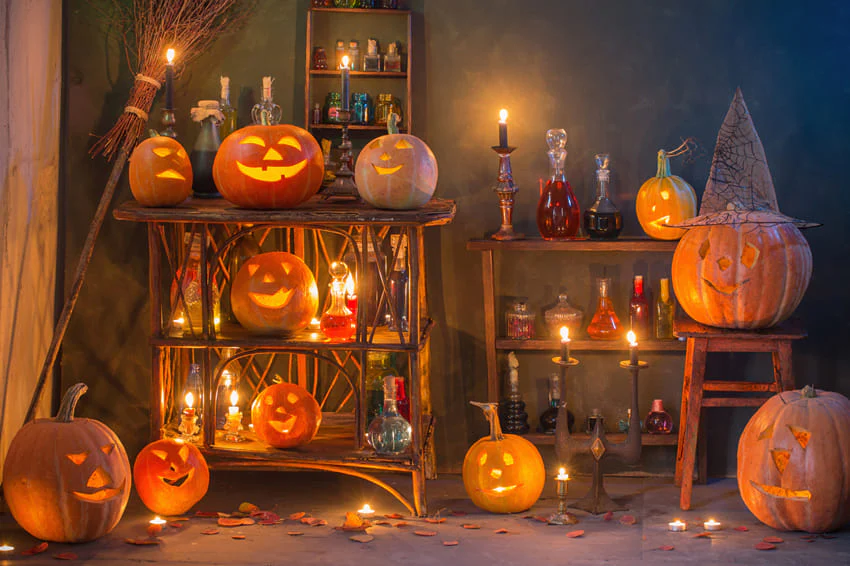 12 Cách trang trí Halloween cho quán cafe đẹp, gây ấn tượng nhất 2025 3 Cách trang trí Halloween cho quán cafe đẹp