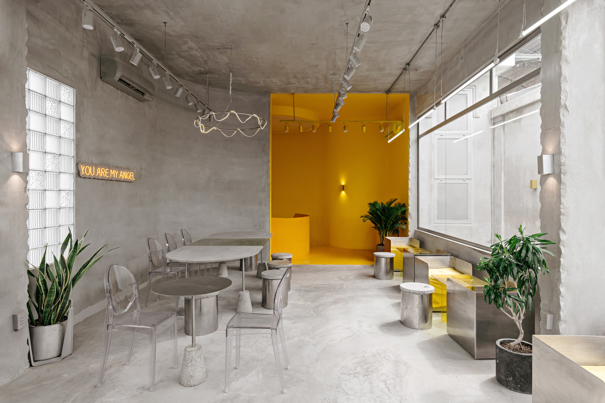 9 Mẫu thiết kế quán cafe studio đẹp độc đáo, thu hút khách check in 5 thiết kế quán cafe studio