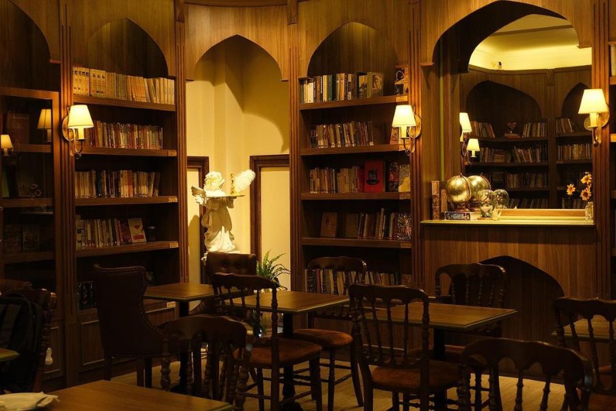Thiết kế quán cafe sách 