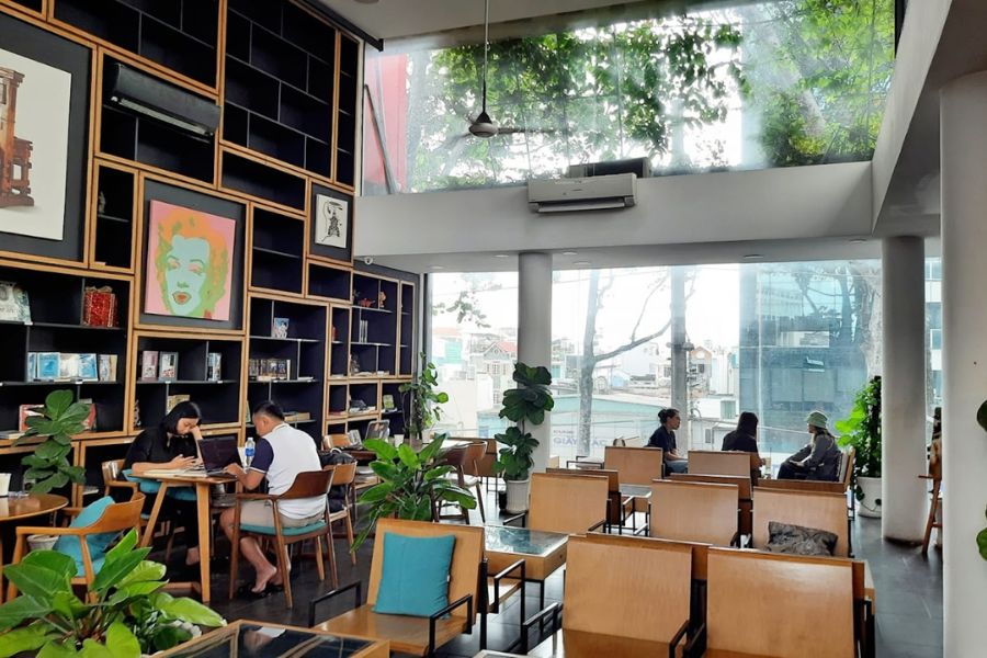 Thiết kế quán cafe sách 