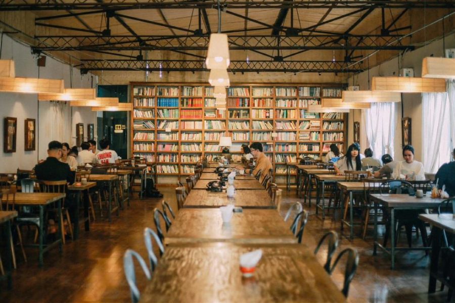 Thiết kế quán cafe sách 