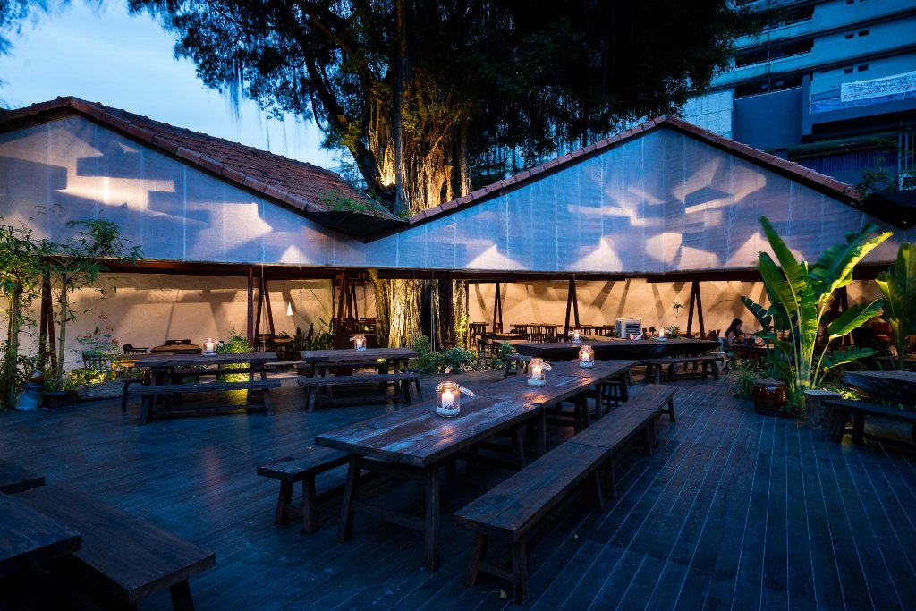 Cafe bistro là gì? Top 10 quán cafe bistro nổi tiếng độc đáo và mới lạ 5 nhà hàng bistro cafe