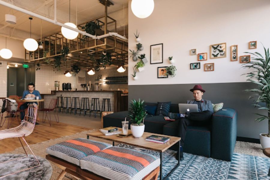 Ý Tưởng Thiết Kế Quán Cà Phê Coworking Đẹp, Tiện Nghi, Tiết Kiệm 2025 11 thiết kế quán cà phê Coworking
