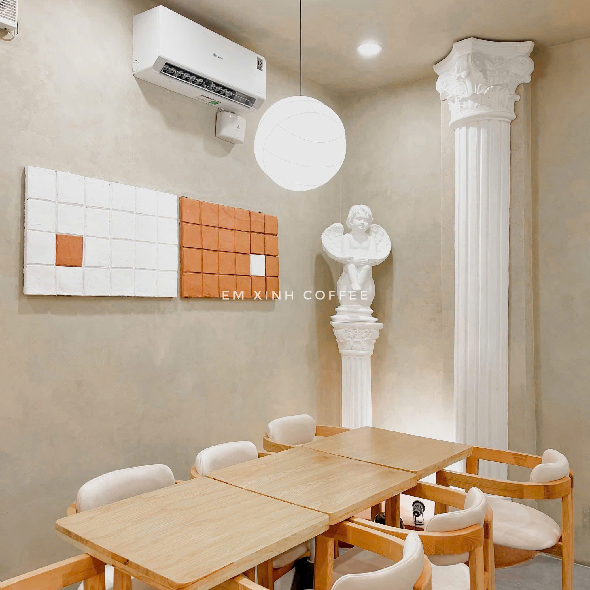 Em Xinh Coffee 11 Góc ngồi nhóm trong quán em xinh coffee