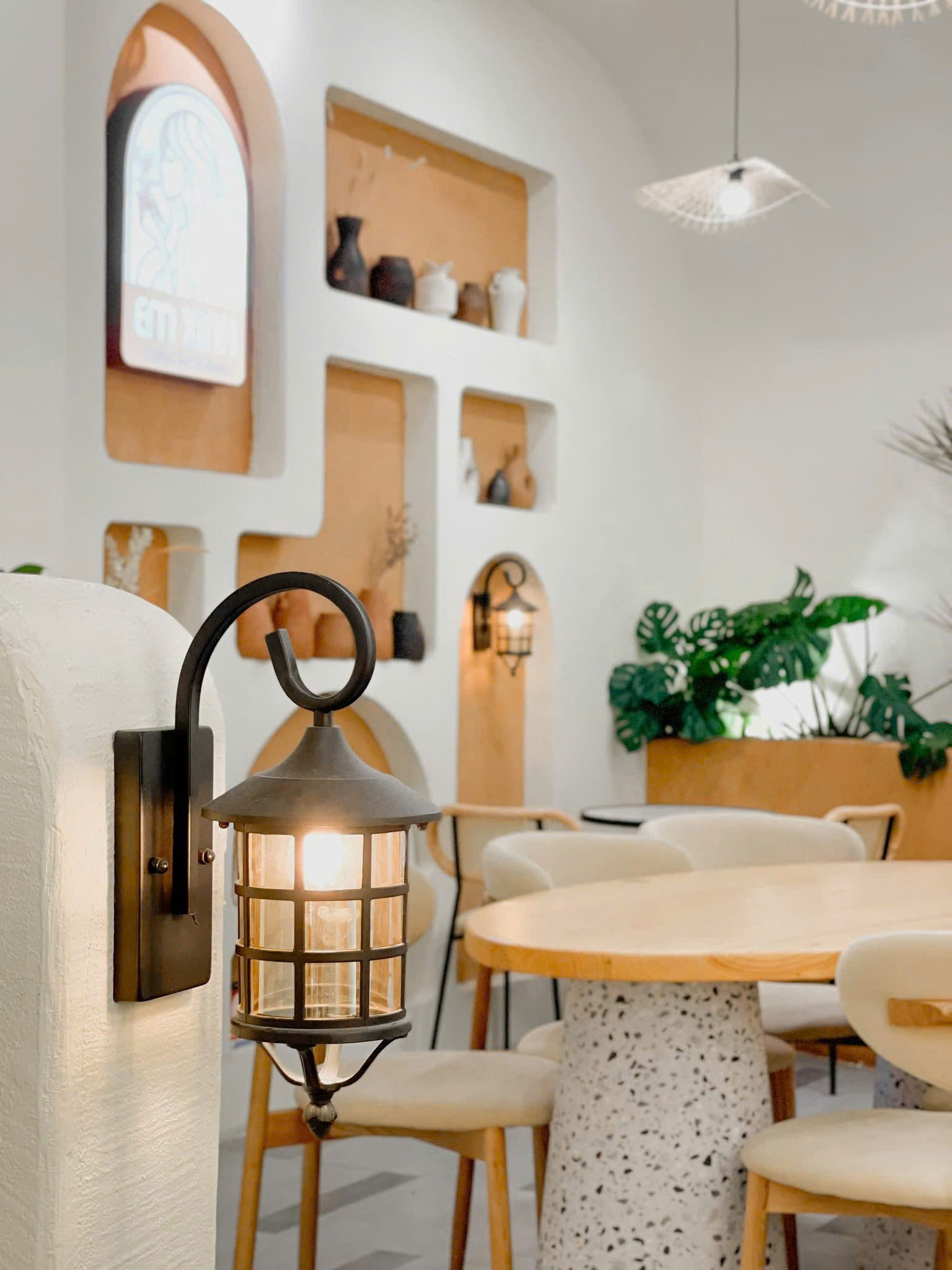 Em Xinh Coffee 6 Góc hình ảnh decor thực tế khác tại em xinh coffee