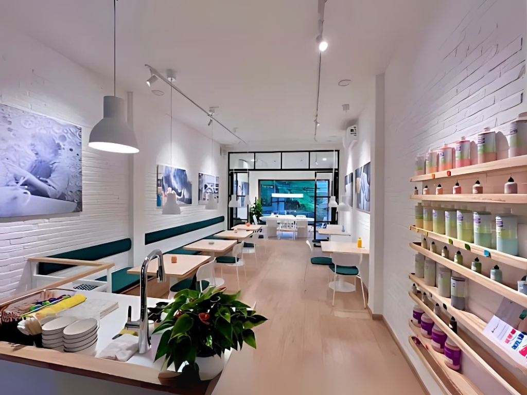 Hình ảnh thực tế Ceramic 4 You 12 Tổng thể không gian quán cafe ceramic4you