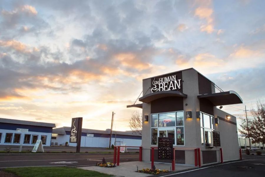 Thiết Kế Mô Hình Cafe Drive Thru – Bước Tiến Mới Trong Kinh Doanh 2026 9 Thiết kế mô hình cafe Drive Thru