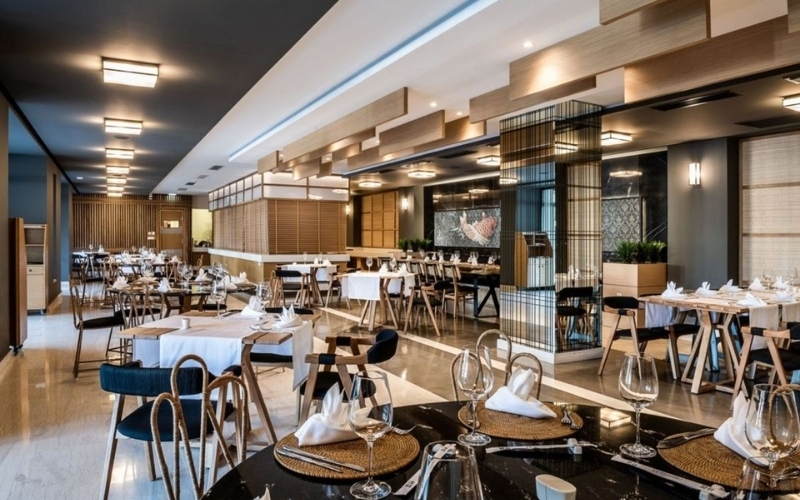 Thiết Kế Nhà Hàng Công Nghiệp 2026: Tối Ưu Chi Phí, Khẳng Định Thương Hiệu 2 Phong cách công nghiệp (Industrial Style) trong thiết kế