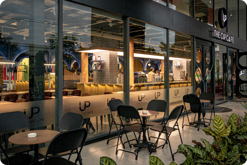 Bí quyết mở quán cafe trong trung tâm thương mại thành công từ KTS chuyên F&B 2 Mở quán cafe trong trung tâm thương mại